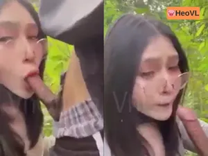 đi dã ngoại tiện làm em gái tình ở trong rừng