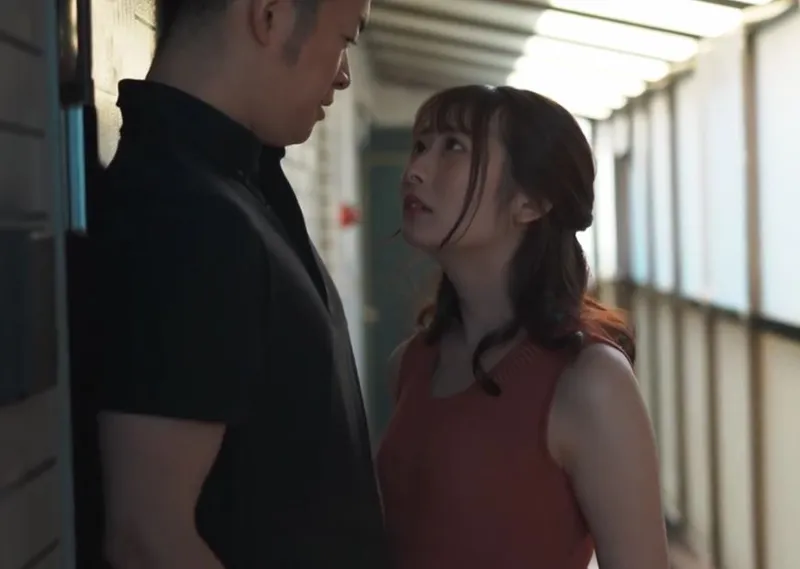 Vợ mang thai, tôi bị sexy bởi vợ gần nhà thường ở nhà một mình